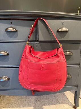 Marc Jacobs Red Pebbled Leather Hobo Shoulder Bag